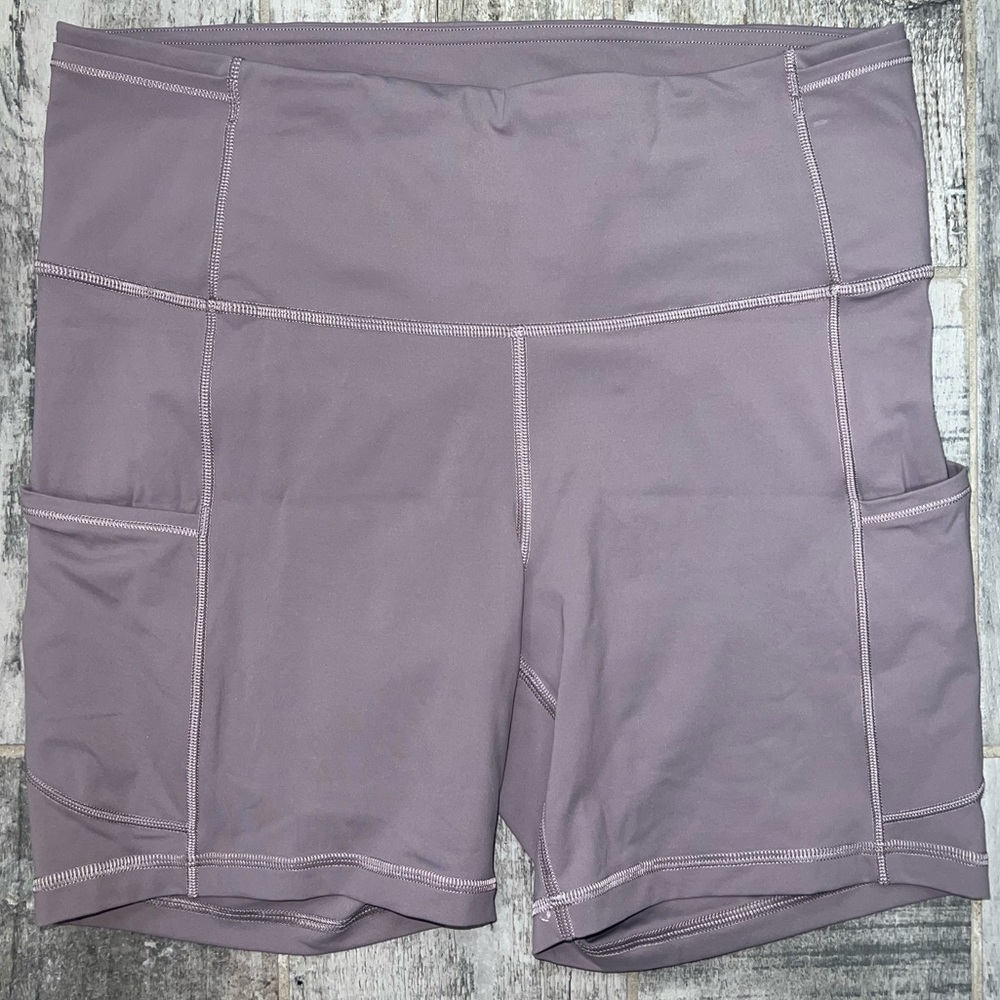 Lululemon Lilac Bike Shorts